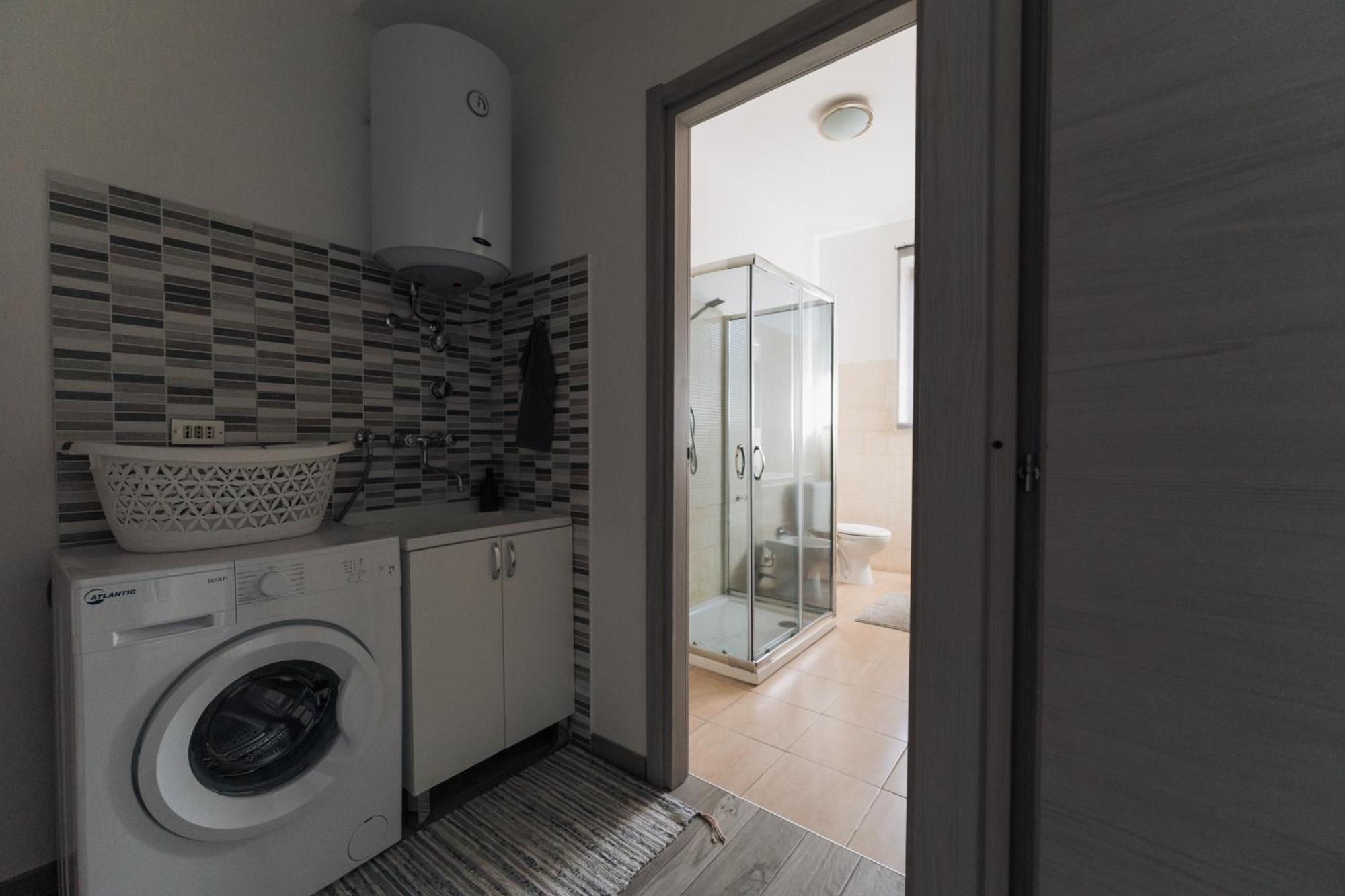 Grey'S Apartment Catania Bagian luar foto