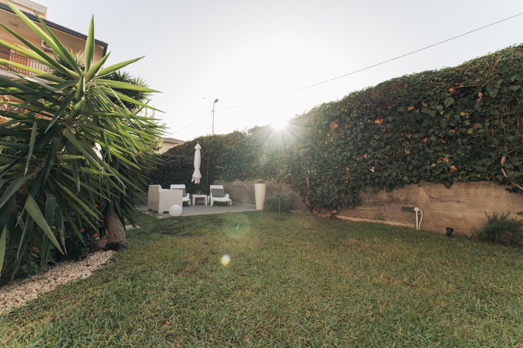 Grey'S Apartment Catania Bagian luar foto